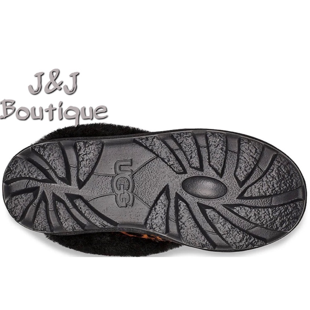 UGG Coquette - Picture 3 of 9